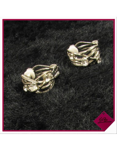 Boucles d'oreilles clips en métal argenté, fils entrelacés et strass cristal