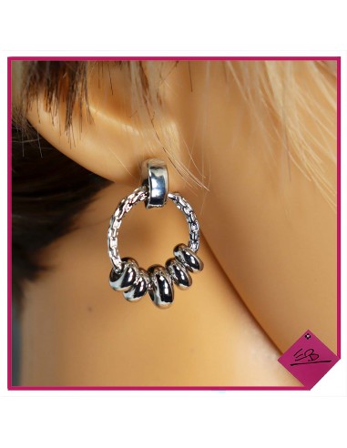 Boucles d'oreilles métal argenté, finition perles rondes