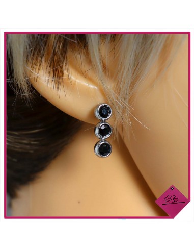 Boucles d'oreilles en acier argenté, barrette de 3 strass noir, haute qualité