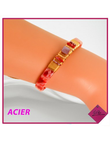 Bracelet rigide, demi-jonc en résine rose et rouge et acier doré