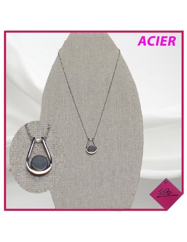 Collier haute qualité en acier argenté , pendentif goutte et pierre noire